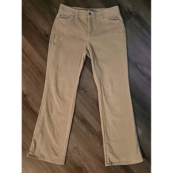 Docker Women’s Tan Corduroy Pants Size 10 Tan Wide-Leg Oatmeal Jeans Bootcut - Picture 1 of 7